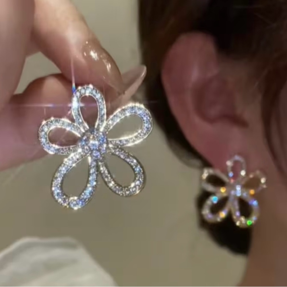 Dazzling Silver Floral Earrings